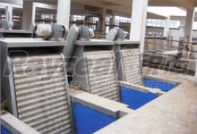 回轉(zhuǎn)式格柵除污機(jī),機(jī)械格柵